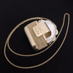 Luxury Womens Jewelry Chanel Chain Airpod Case in Gold A39PP250 AA166377