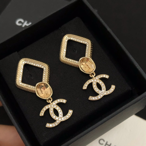 Luxury Womens Jewelry Chanel Earring Chanel Crystals CC Earrings A39PP150 AA166376