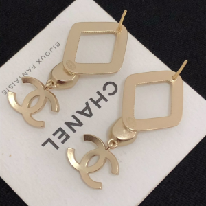 Luxury Womens Jewelry Chanel Earring Chanel Crystals CC Earrings A39PP150 AA166376