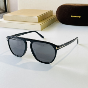 Tom Ford Luxury Sunglasses TF835 