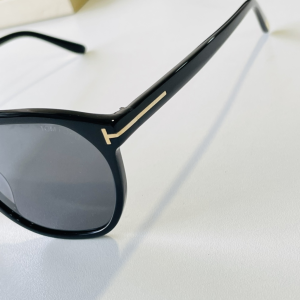 Luxury Womens Sunglasses Tom Ford Luxury Sunglasses TF835 A182PP150 AA166332