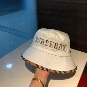Burberry White Cotton Bucket Cap Hat 