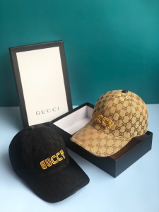Luxury Womens Hats Gucci Guccy GG Supreme Baseball Cap Hat in Black A190PP100 AA167030