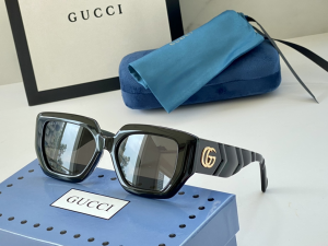 Gucci Luxury Sunglasses GG0900 