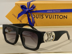 Louis Vuitton Luxury Sunglasses Z1478E 