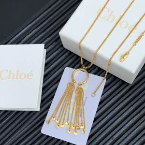 Chloe Necklace Chloe Pendant Necklace Chain Gold Chloe Necklace Chloe Pendant Necklace Chain Gold