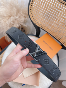 Louis Vuitton LV Pyramide Monogram Leather Belt 40MM 