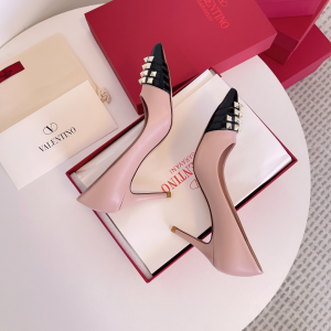 Luxury Womens Shoes Valentino Pump Valentino Garavani Rockstud Alcove Pump in Pink Kidskin 80MM 35 To 42 A151PP460 AA167441 Luxury Womens Shoes Valentino Pump Valentino Garavani Rockstud Alcove Pump in Pink Kidskin 80MM 35 To 42 A151PP460 AA167441