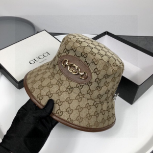 Luxury Womens Hats Gucci Horsebit GG Canvas Bucket Hat in Beige A190PP95 AA167635