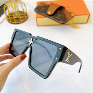 Louis Vuitton Luxury Sunglasses Z2308E 