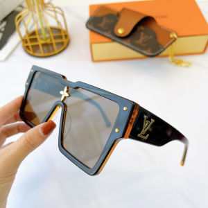 Louis Vuitton Luxury Sunglasses Z2308E 
