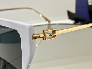 Luxury Womens Sunglasses Fendi Luxury Sunglasses FF40012 A65PP180 AA168423