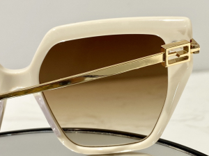 Luxury Womens Sunglasses Fendi Luxury Sunglasses FF40012 A65PP180 AA168424