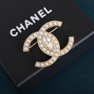 Chanel Brooch Chanel Gold Pearls CC Brooch 
