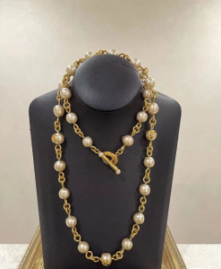 Chanel Necklace Chanel Pearls Long Necklaces 