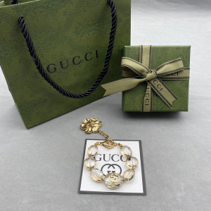 Gucci Bracelet Gucci Interlocking G Bracelet 