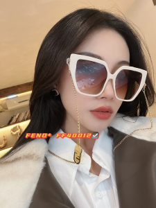 Replica Womens Sunglasses Fendi Luxury Sunglasses FF40012 Cream A182PP150 AA170476