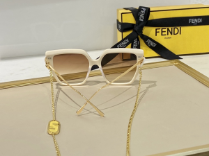 Replica Womens Sunglasses Fendi Luxury Sunglasses FF40012 Cream A182PP150 AA170476