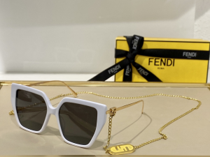 Fendi Luxury Sunglasses FF40012 White 