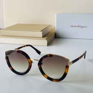 Ferragamo Luxury Sunglasses SF965S 