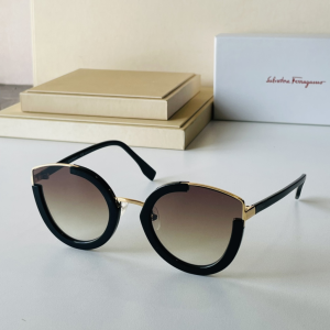 Ferragamo Luxury Sunglasses SF965S 