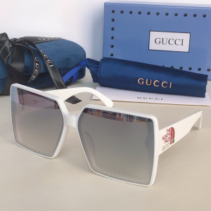 Gucci Luxury Sunglasses GG0937S 