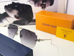 Louis Vuitton Luxury Sunglasses Z1235E 