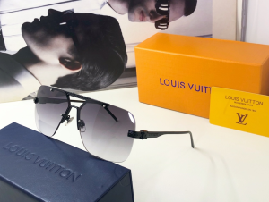 Louis Vuitton Luxury Sunglasses Z1235E 