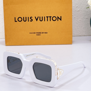 Louis Vuitton Luxury Sunglasses Z1591E White 