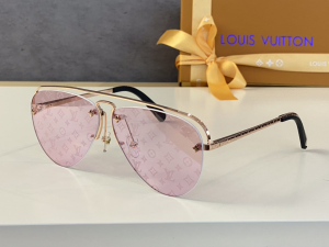 Louis Vuitton Luxury Sunglasses Z1213 