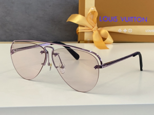 Louis Vuitton Luxury Sunglasses Z1213 
