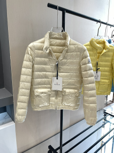 Moncler Lans Collared Down Jacket White 