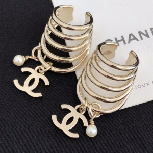 Luxury Womens Jewelry Chanel Earring Chanel Gold CC Earrings A39PP120 AA171556