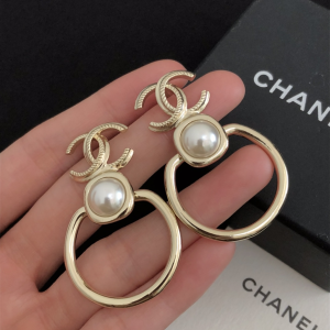 Chanel Earrings Chanel Gold CC Earrings 