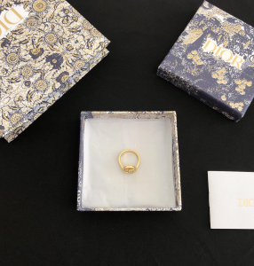 Luxury Womens Jewelry Dior Ring Dior Petit CD Gold Ring A39PP100 AA171549