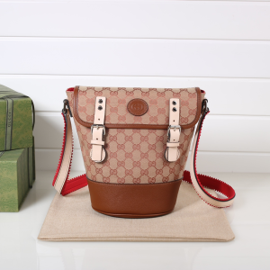 Gucci Messenger Bag Gucci Childrens GG Messenger Bag Beige Brick Red Original GG Canvas Gucci Messenger Bag Gucci Childrens GG Messenger Bag Beige Brick Red Original GG Canvas