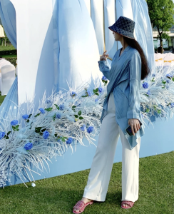 Luxury Womens Hat Gucci GG Canvas Bucket Hat in Blue A155PP280 AA171979