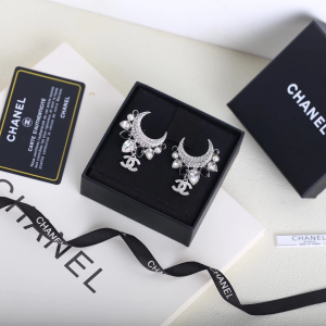 Luxury Womens Jewelry Chanel Earring Chanel Crystals Moon Earring A205PP200 AA172163