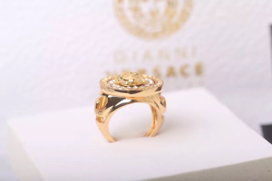 Luxury Womens Jewelry Versace Earring Versace Resin Medusa Ring A205PP130 AA172166