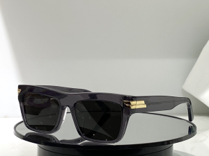 Bottega Veneta Luxury Sunglasses BV1058 