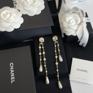 Chanel Earrings Chanel CC Tassel Pearl Earrings 