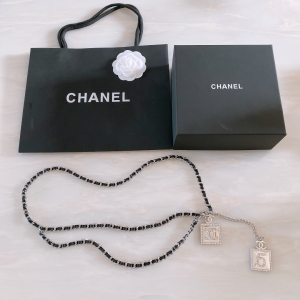 Chanel 2022 Chain Belt Crystal CC and No5 
