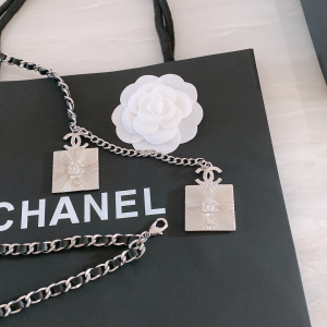 Luxury Womens Belts Chanel 2022 Chain Belt with Crystal CC and No5 A191PP240 AA173540