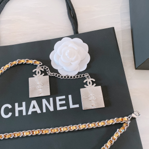 Luxury Womens Belts Chanel 2022 Chain Belt with Crystal CC and No5 A191PP240 AA173543