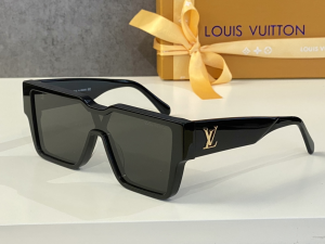 Louis Vuitton Luxury Sunglasses Z1593E 