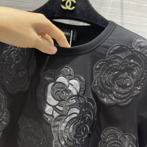 Luxury Womens Clothing Chanel Black Camellia Cotton T Shirt SML A29PP380 AA173599