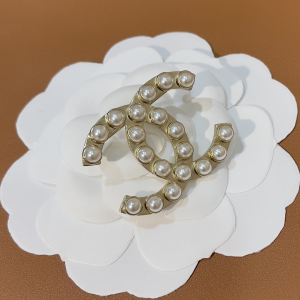 Chanel Brooch Chanel Pearls CC Logo Brooch 
