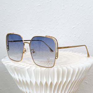 Fendi Luxury Sunglasses FF0536 