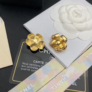 Replica Womens Jewelry Chanel Earring Chanel Gold Camellia Earrings A152PP100 AA175172