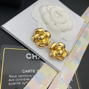 Replica Womens Jewelry Chanel Earring Chanel Gold Camellia Earrings A152PP100 AA175172